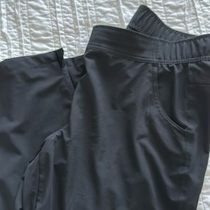 Eddie Bauer Traveller pant - size L - black